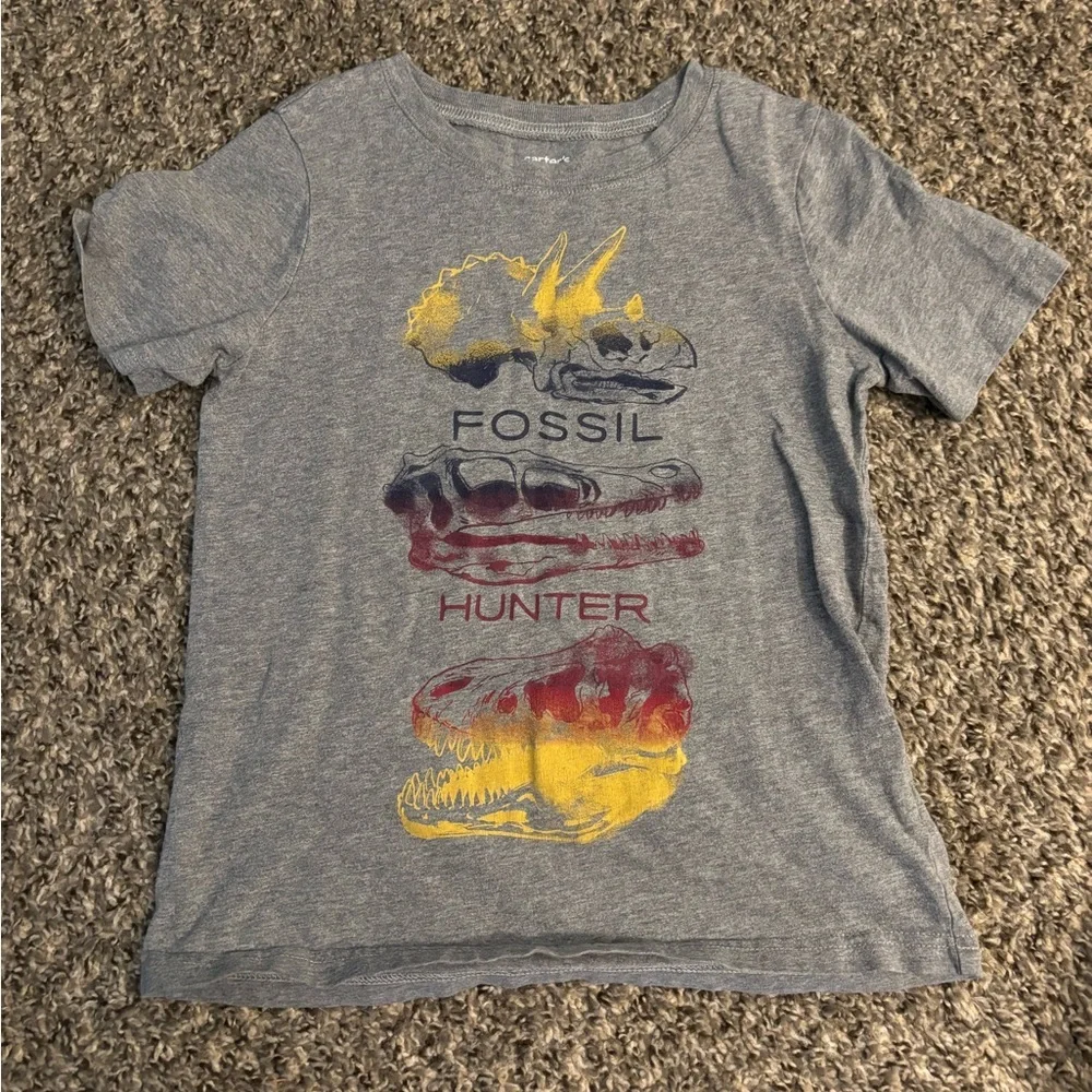 Carter's Size 7 Gray Fossil Hunter Tee